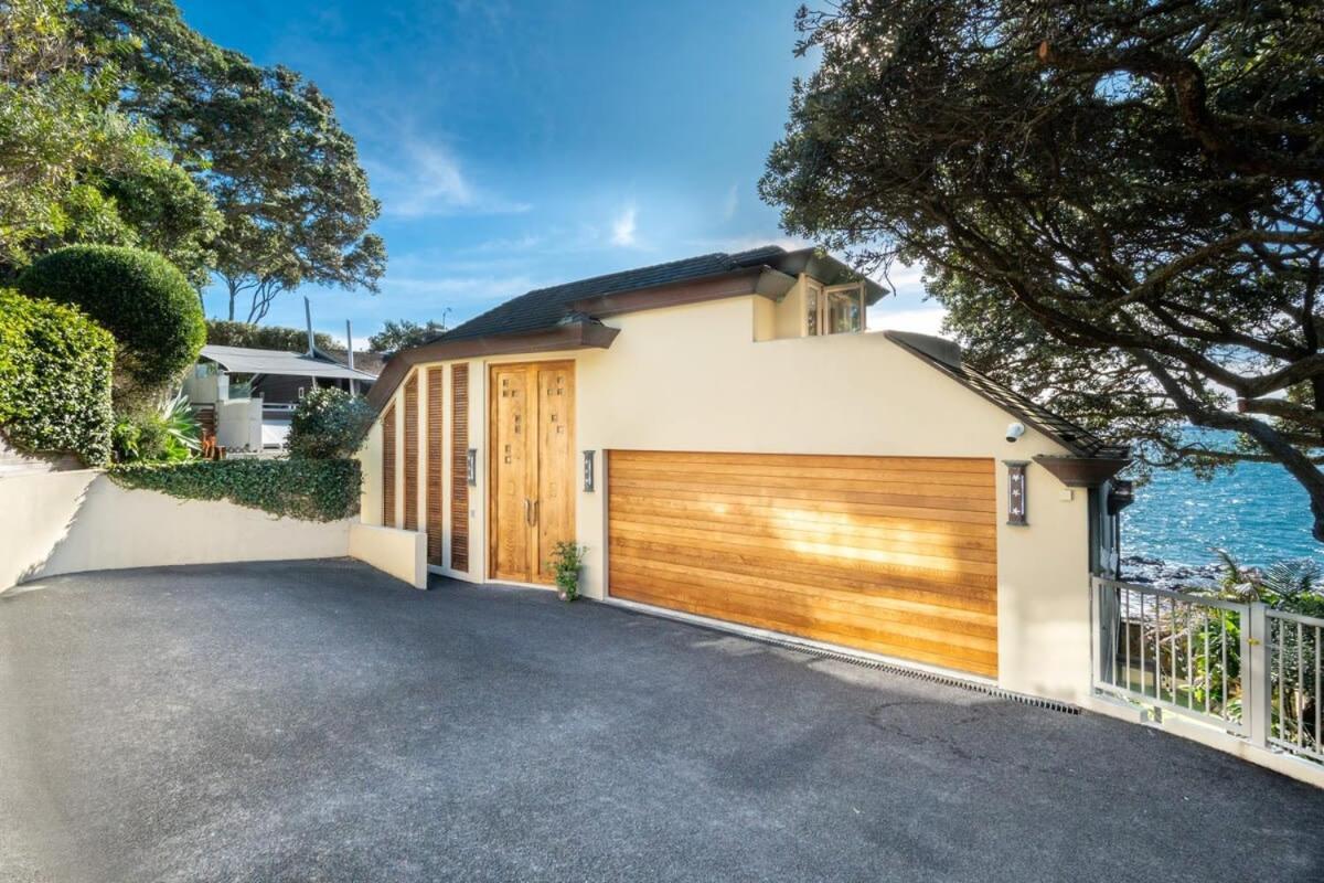 Takapuna Beachfront W Stunning Views Окленд Экстерьер фото