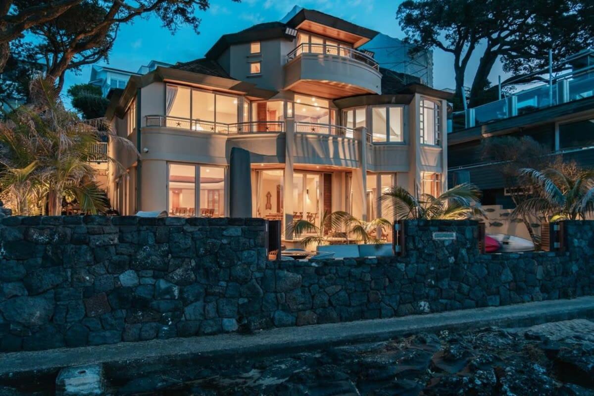 Takapuna Beachfront W Stunning Views Окленд Экстерьер фото